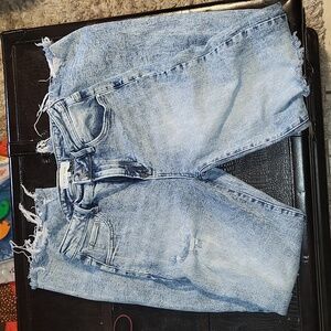 Risen Jeans